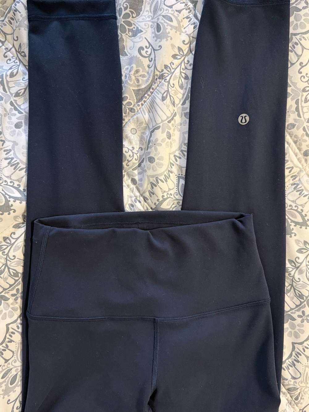 lululemon athletica Dark Navy Blue High-Rise Leggings with Logo Size 4